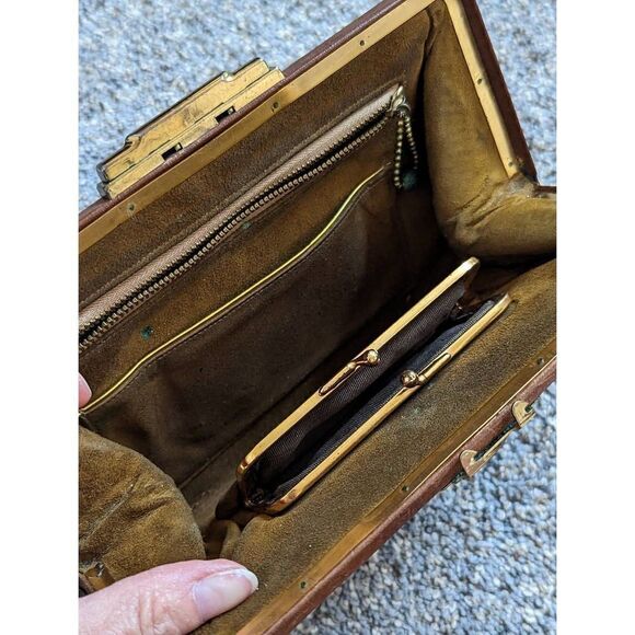 Vintage 30's-40's Alligator Bag Woven Handle and Feet! - Picture 10 of 11